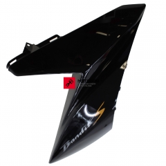 Owiewka boczna prawa Suzuki GSF 650 S Bandit czarna [OEM: 9440146H01YAY]