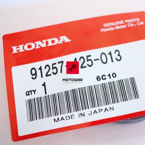 Uszczelniacz wałka zdawczego Honda CB 1000 900 750 25X47X10 [OEM: 91257425013]