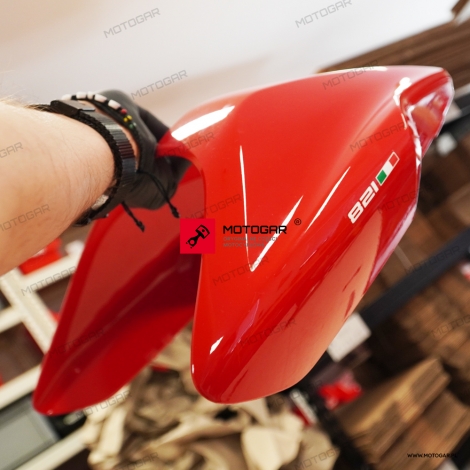 Nakładka siedzenia osłona Ducati Monster 821 [OEM: 595P2242AH]