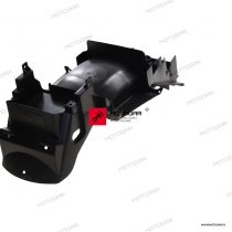 Błotnik tylny, tył Yamaha FZS600 Fazer [OEM: 4YR2161101]