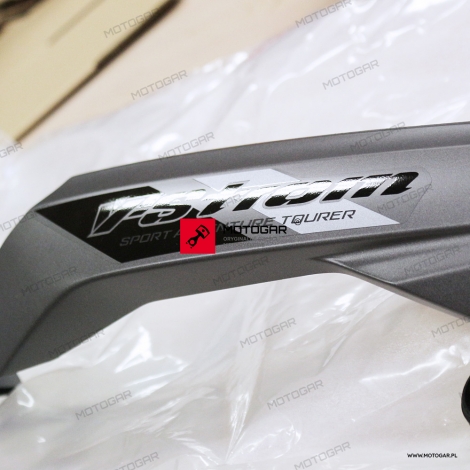 Osłona, owiewka prawa Suzuki DL650 V-Strom [OEM: 9442028K40PGZ]