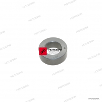 Tuleja zabieraka koła tył Triumph America, Bonneville, Daytona, Scrambler, Tiger, Sprint, Speed Twin, Street Cup [OEM: T2010647]