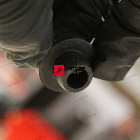 Odbojnik, guma zbiornika paliwa Suzuki VS800 Intruder, VL1500 Intruder, DR650, DR-Z400 [OEM: 0932010071]