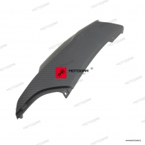 Owiewka, osłona tył lewy SYM JOYMAX 125, JOYMAX 300 [OEM: 83601-L9M-000]