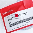 Obręcz obramowanie światła pozycyjnego Honda CB 1000 2011 2012 2013 [OEM: 64215MFND60]